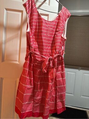 Dressbarn Retro 50s Style Red Geometric A-Line Dress Plus